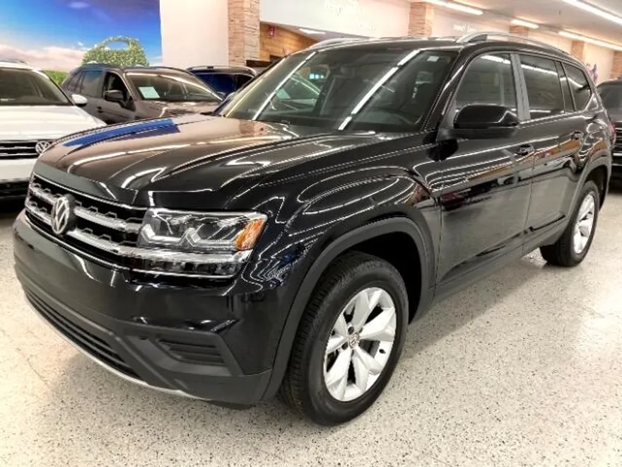 2019 Volkswagen Atlas S photo 1