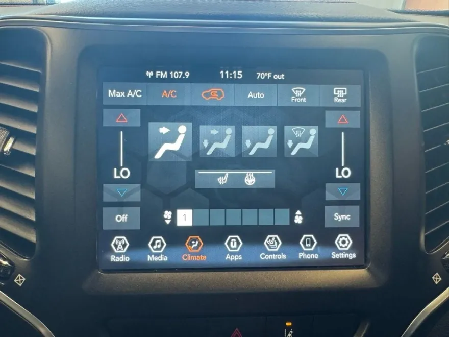 2022 Jeep Cherokee Trailhawk photo 16