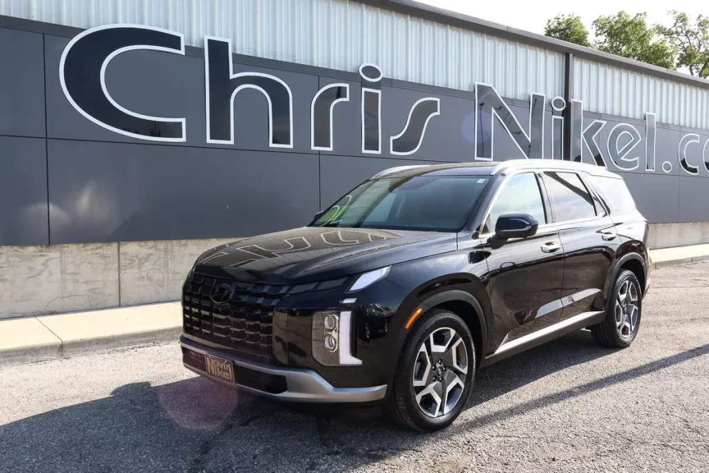 2024 Hyundai Palisade SEL photo 1