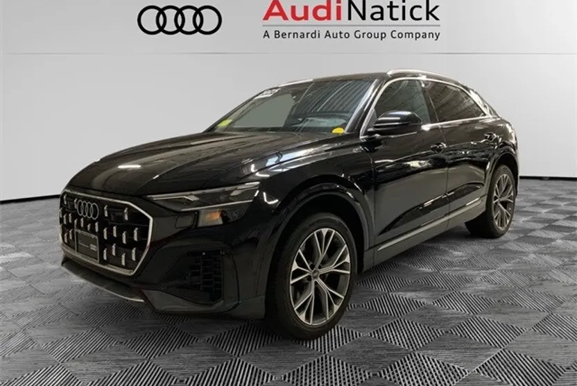 2025 Audi Q8 55 Premium photo 1