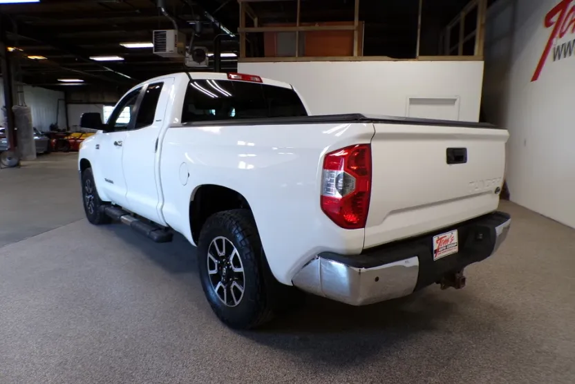 2014 Toyota Tundra Limited photo 1