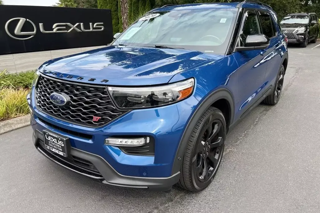 2020 Ford Explorer ST photo 1