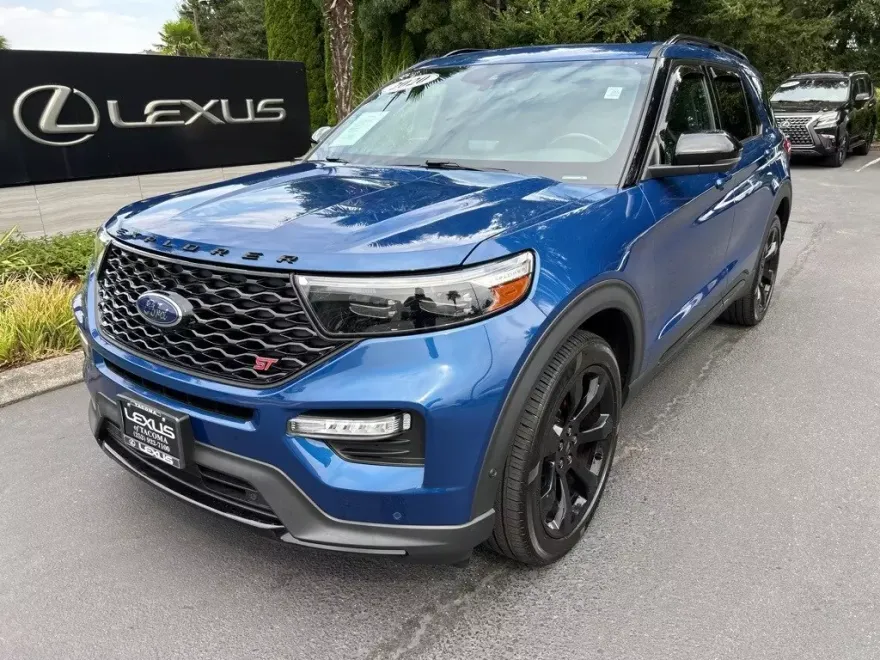 2020 Ford Explorer ST photo 1