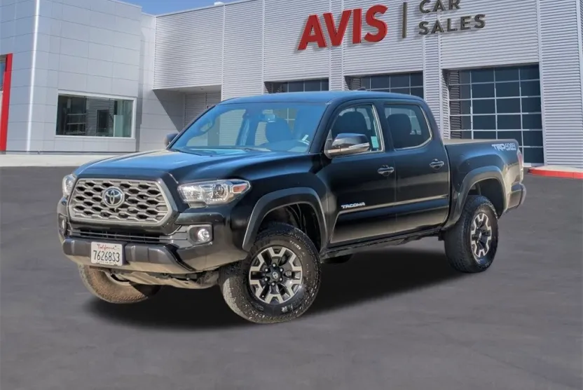 2023 Toyota Tacoma TRD Off-Road photo 1