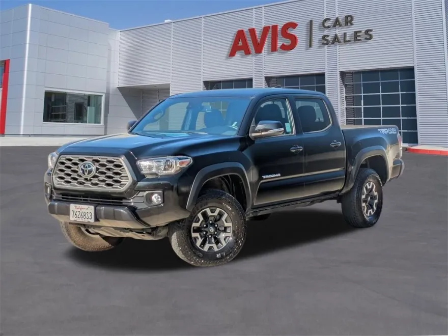 2023 Toyota Tacoma TRD Off-Road photo 1