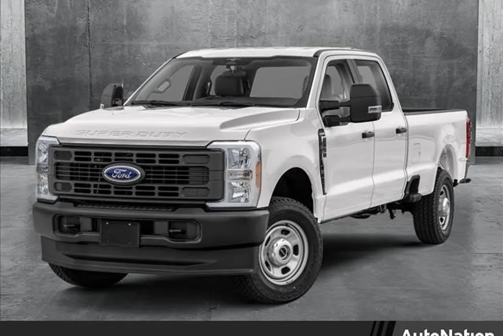 2025 Ford F-350 Lariat photo 1