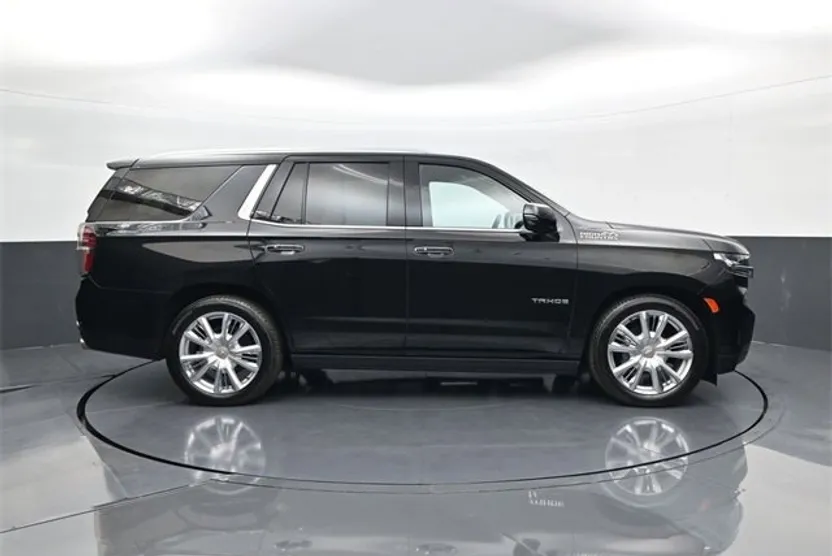 2023 Chevrolet Tahoe High Country photo 1