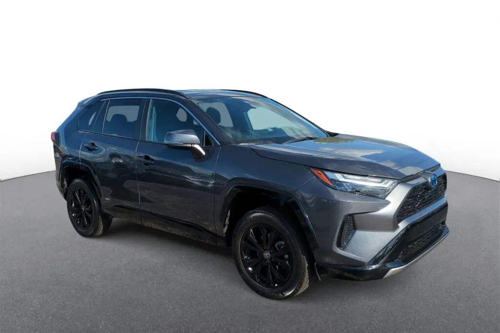 2024 Toyota RAV4 Hybrid SE photo 1