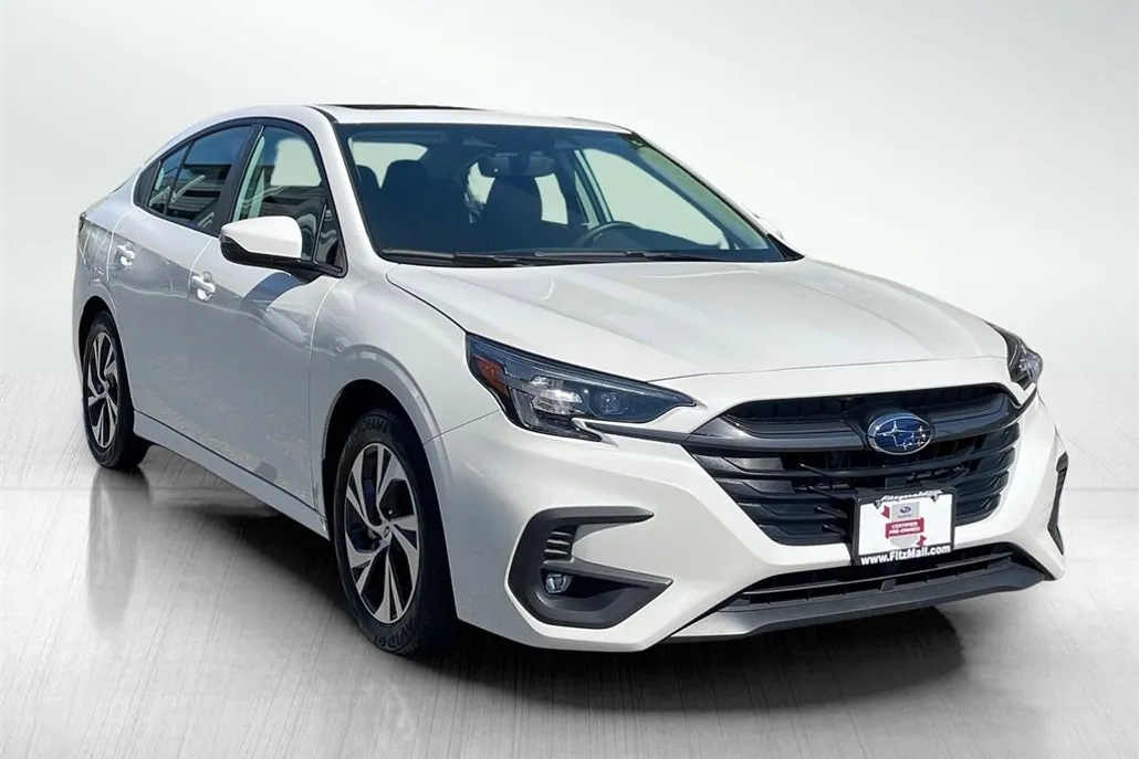 2025 Subaru Legacy Premium photo 1
