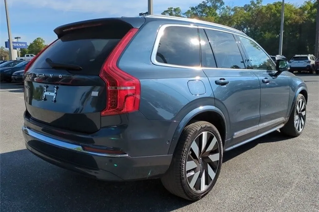 2023 Volvo XC90 Recharge Ultimate photo 1