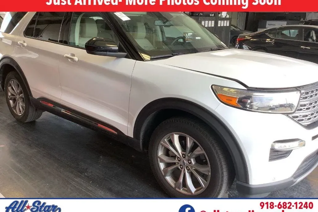 2024 Ford Explorer Limited photo 1