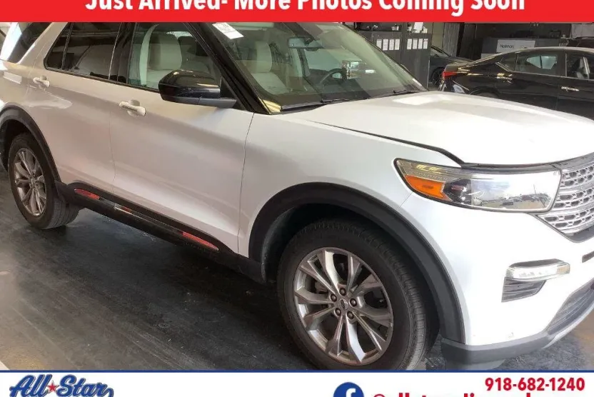 2024 Ford Explorer Limited photo 1