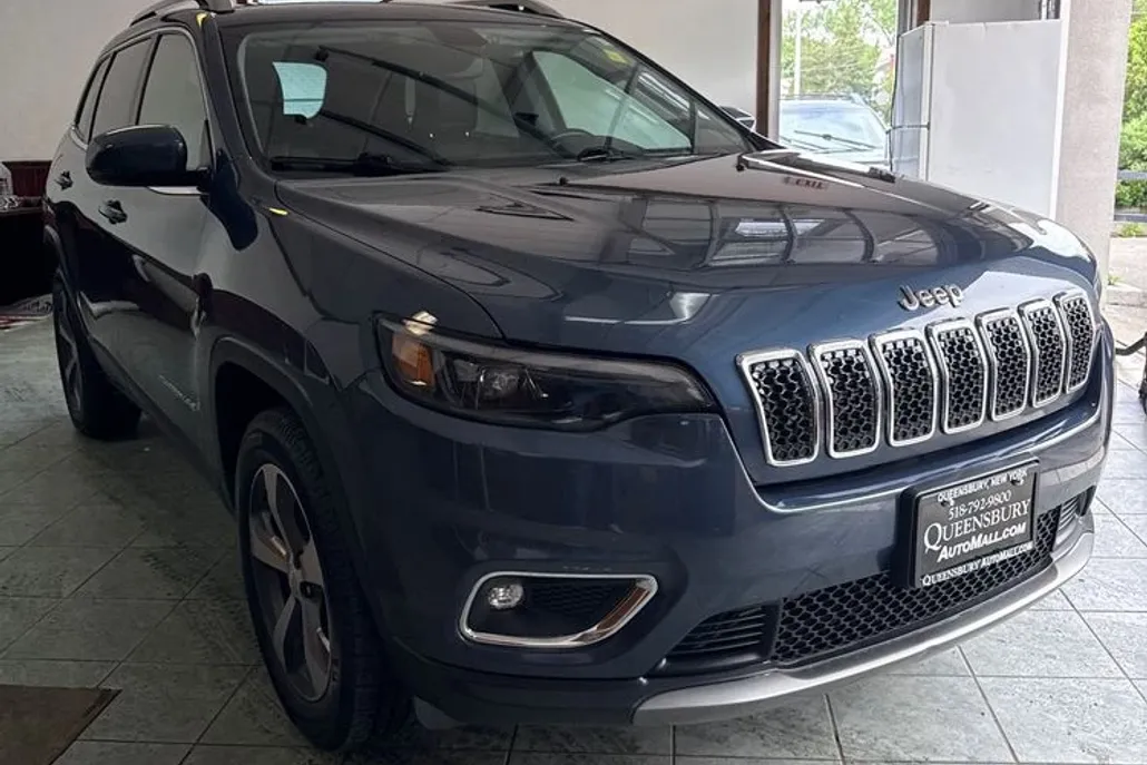 2019 Jeep Cherokee Limited photo 1