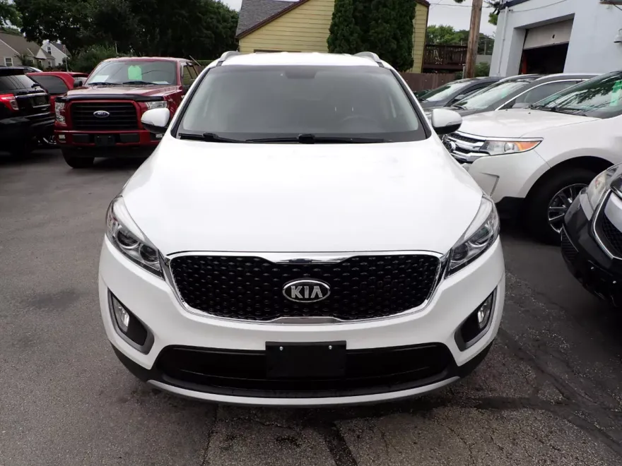 2016 Kia Sorento EX photo 1