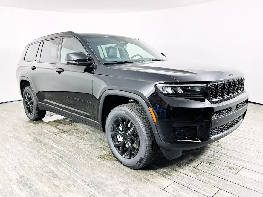 2025 Jeep Grand Cherokee Altitude X photo 1