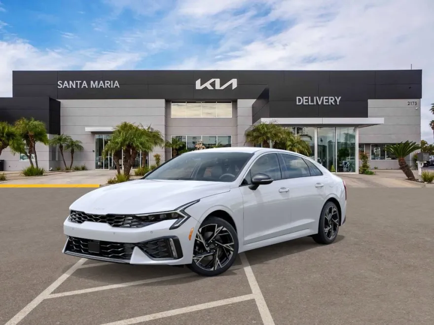 2026 Kia K5 GT-Line photo 1