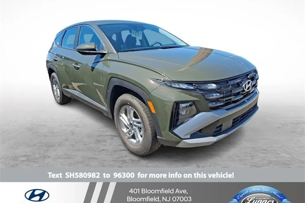 2025 Hyundai Tucson SE photo 1