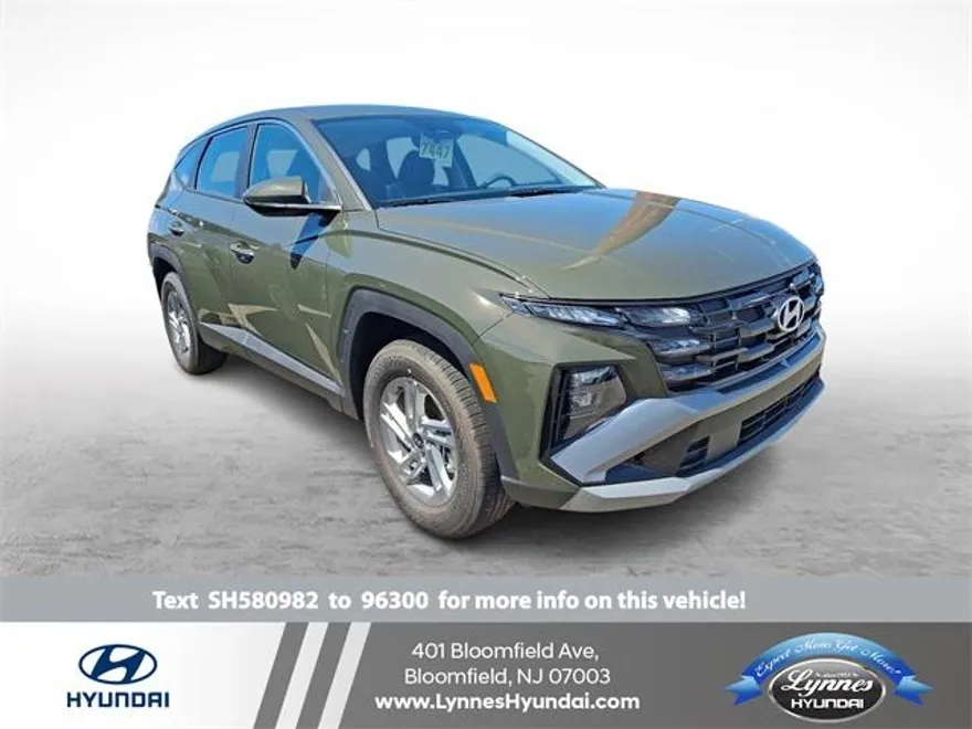 2025 Hyundai Tucson SE photo 1
