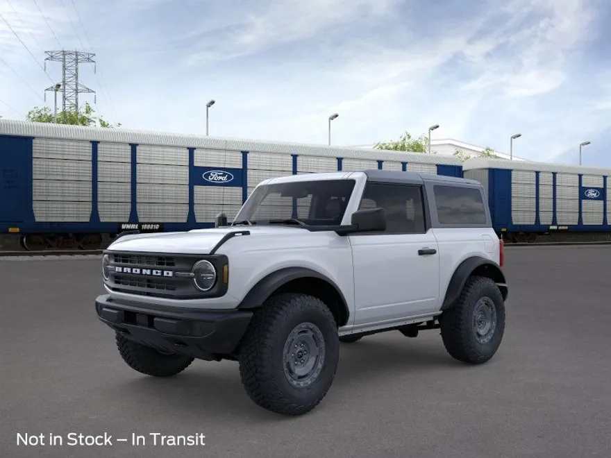 2025 Ford Bronco Base photo 1