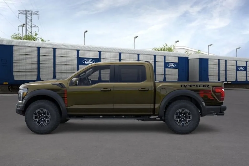 2025 Ford F-150 Raptor photo 1