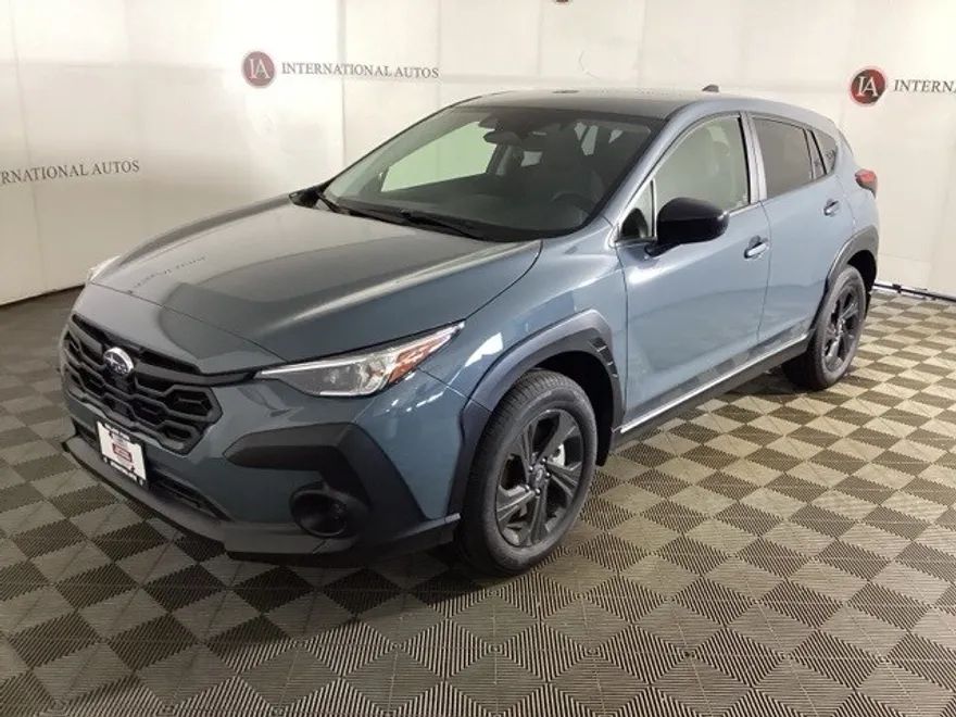2025 Subaru Crosstrek Base photo 1