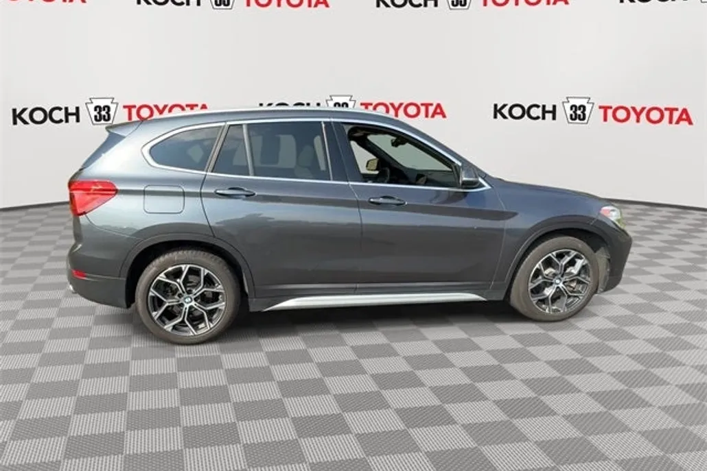 2021 Bmw X1 XDrive28i photo 1
