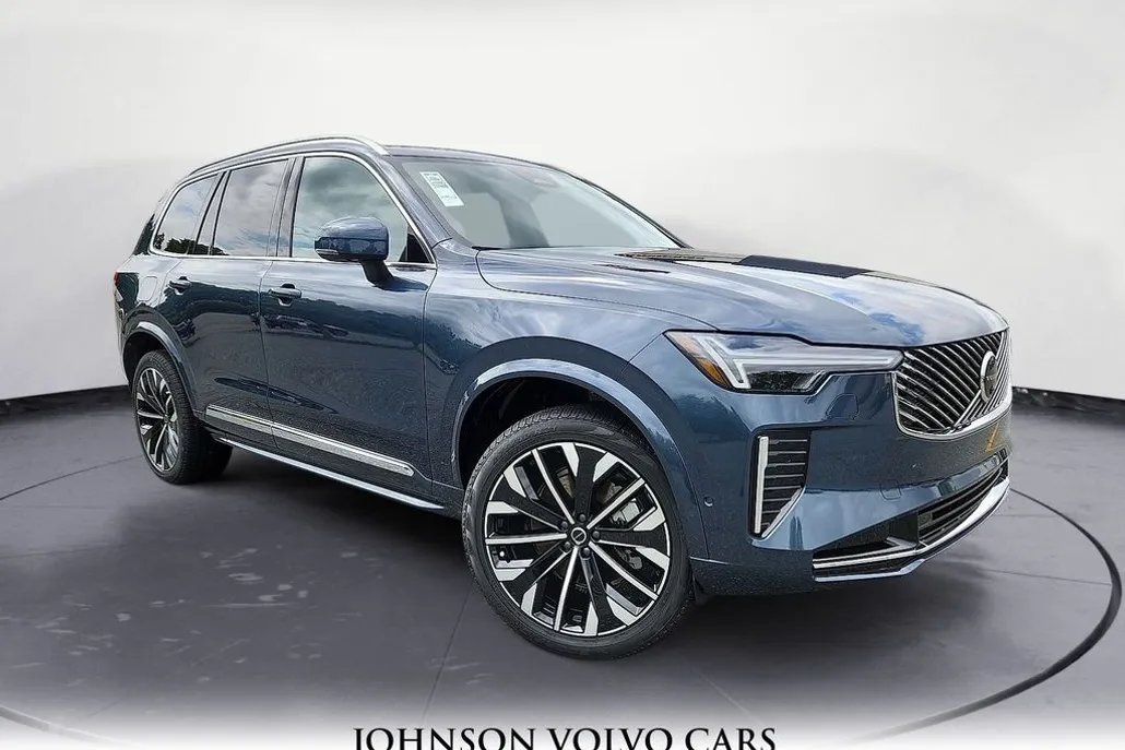 2026 Volvo XC90 B5 Plus photo 1