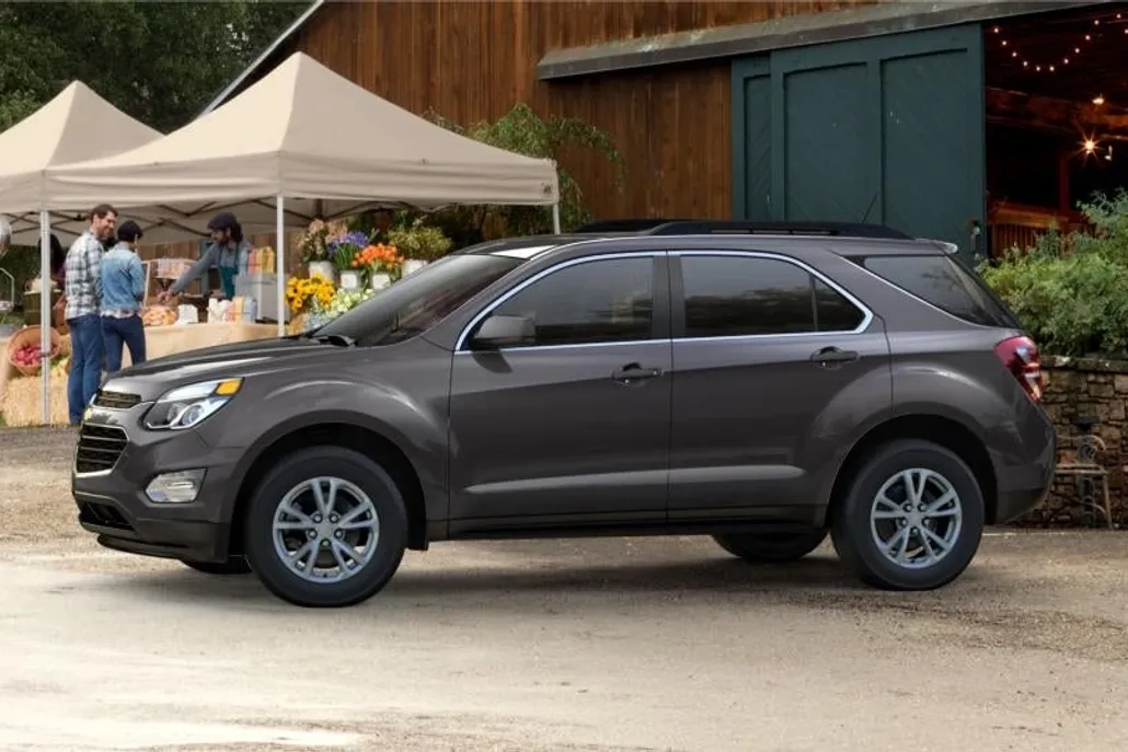2016 Chevrolet Equinox LT photo 1