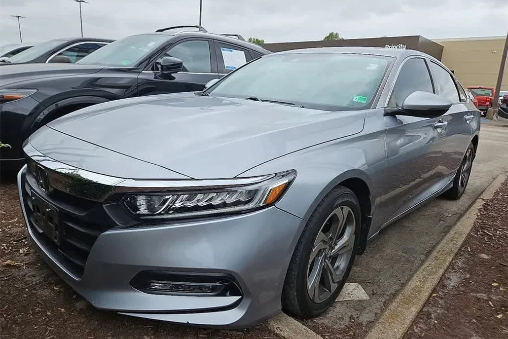 2020 Honda Accord EX-L photo 1