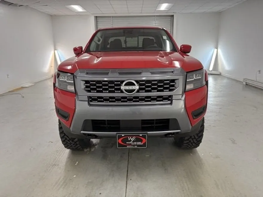 2026 Nissan Frontier Crew Cab SV photo 1