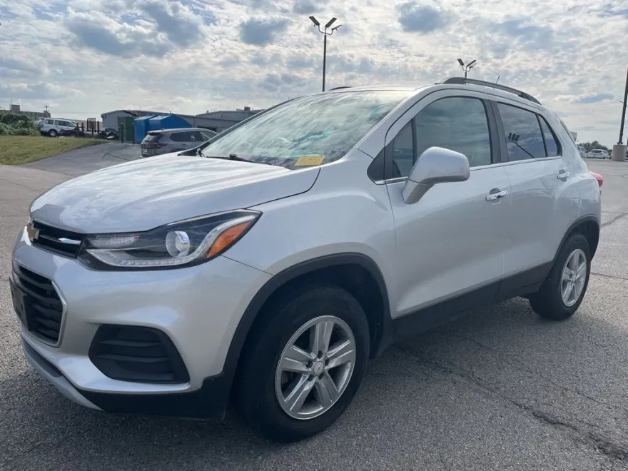 2019 Chevrolet Trax LT photo 1