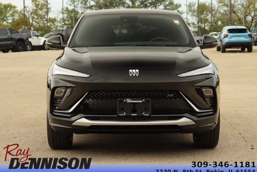 2025 Buick Envista ST photo 1