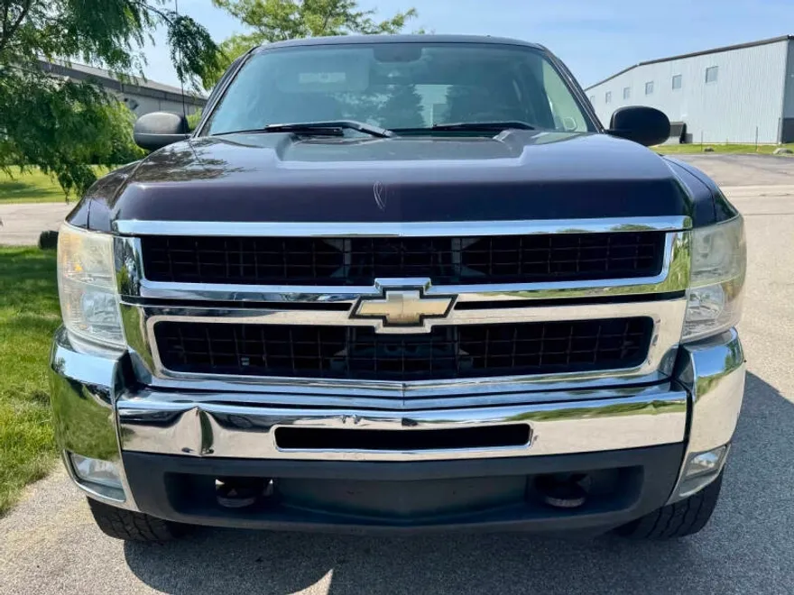 2008 Chevrolet Silverado 2500HD LT2 photo 1