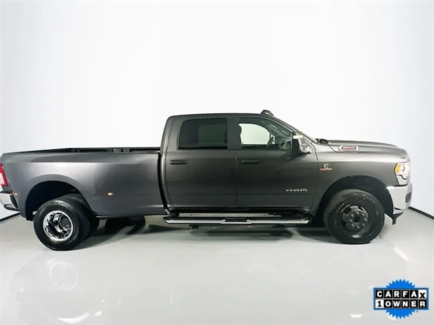 2024 Ram 3500 Big Horn photo 6