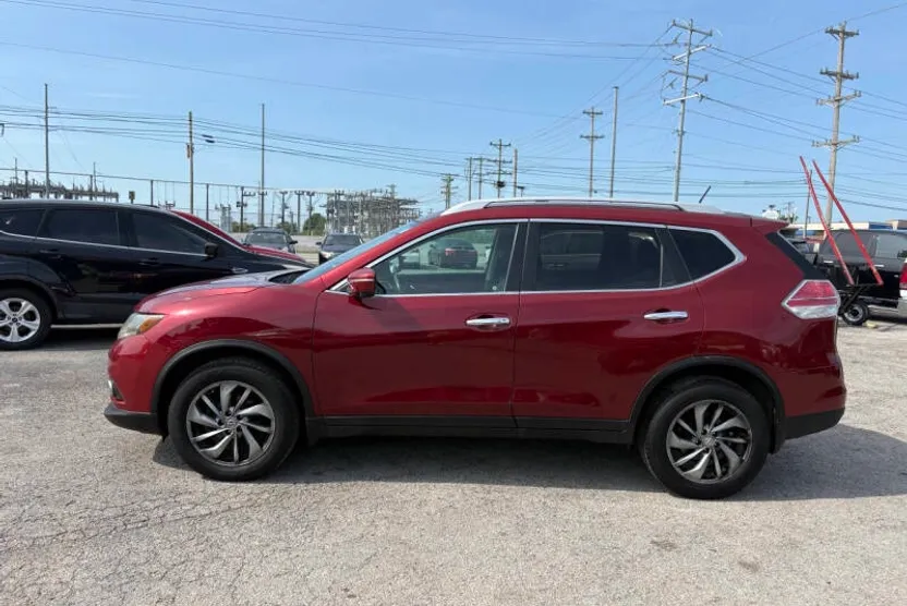 2015 Nissan Rogue SL photo 1