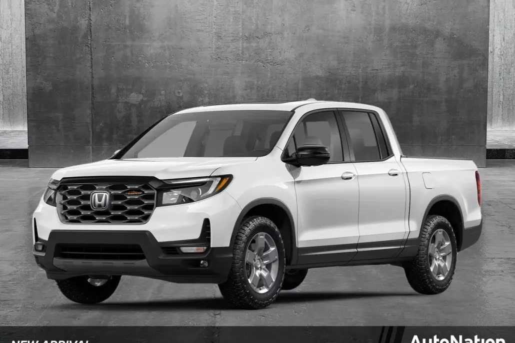 2025 Honda Ridgeline TrailSport photo 1