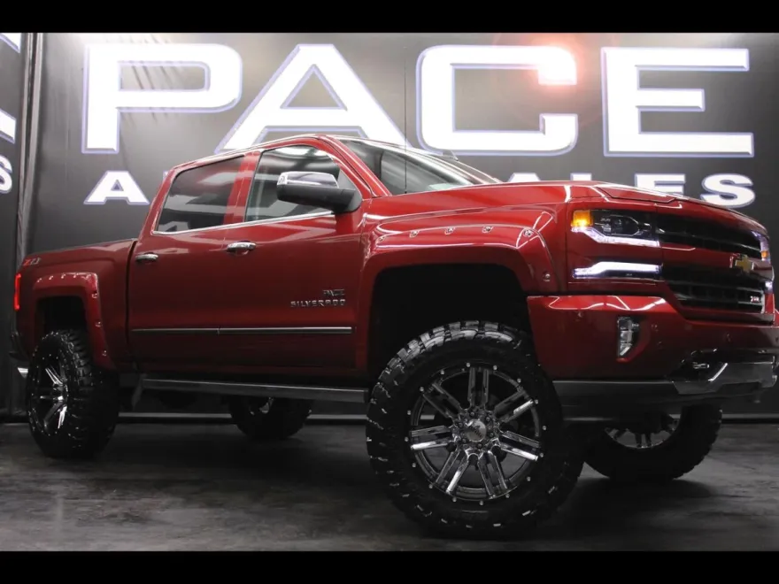 2018 Chevrolet Silverado 1500 LTZ photo 1