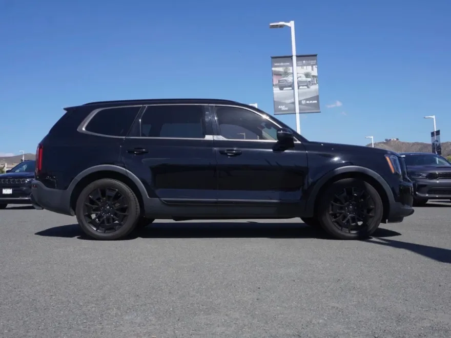 2021 Kia Telluride EX Nightfall Edition photo 1