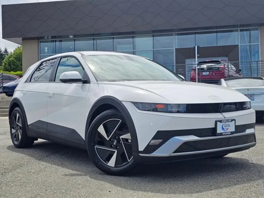 2025 Hyundai Ioniq 5 SE photo 1