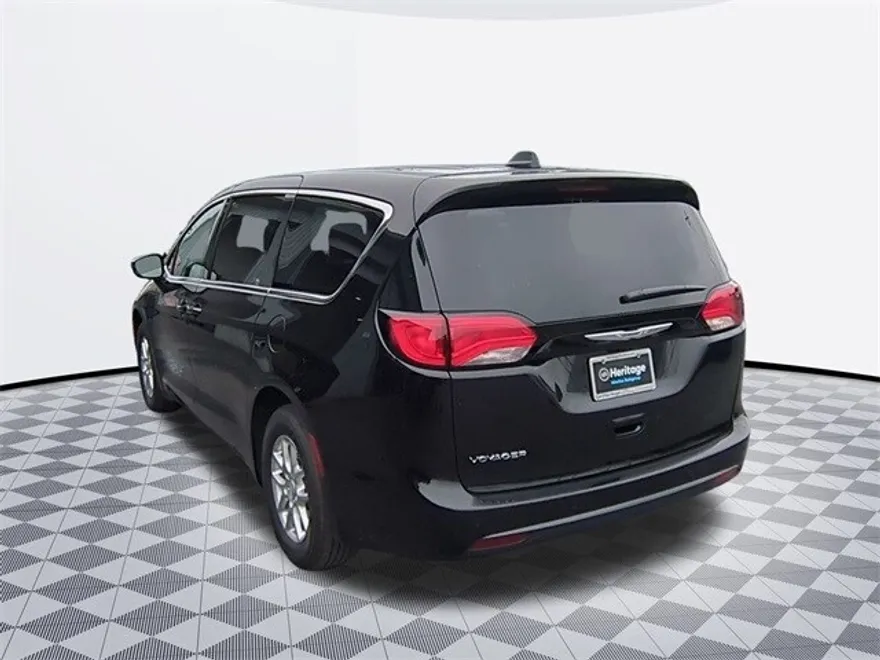 2026 Chrysler Voyager LX photo 1