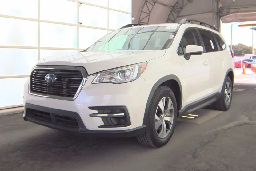 2022 Subaru Ascent Premium photo 1
