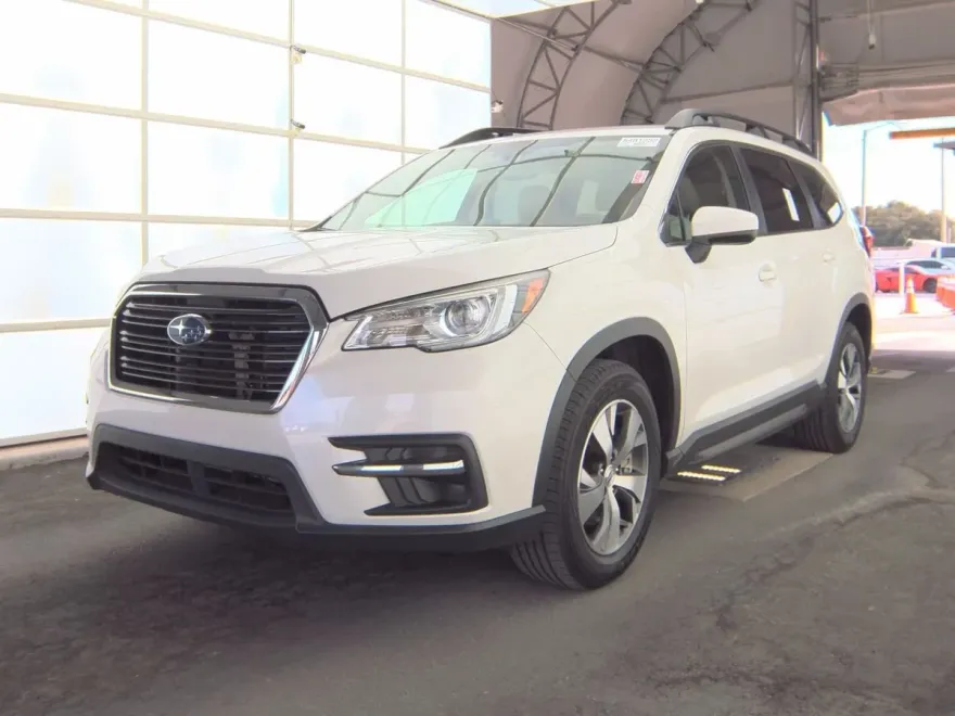 2022 Subaru Ascent Premium photo 1