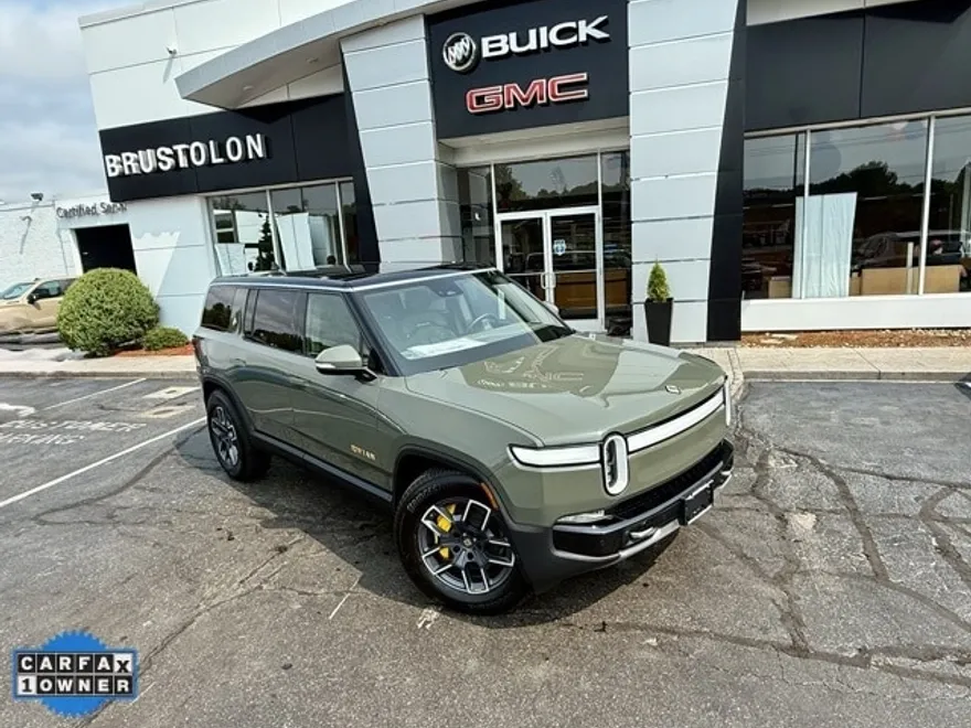 2023 Rivian R1S Launch Edition photo 1