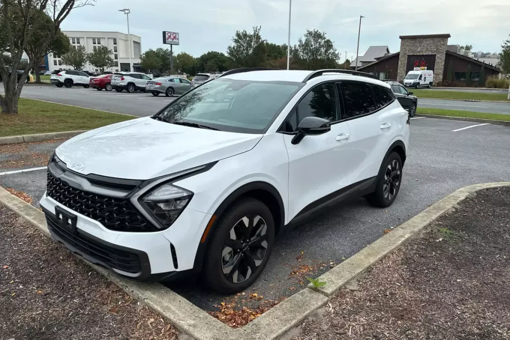 2023 Kia Sportage X-Line photo 1