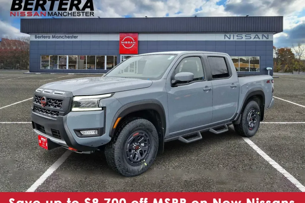 2025 Nissan Frontier PRO-4X photo 1
