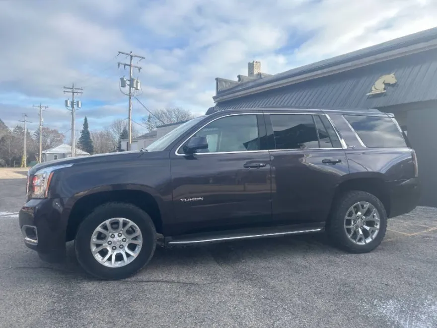 2016 Gmc Yukon SLT photo 1