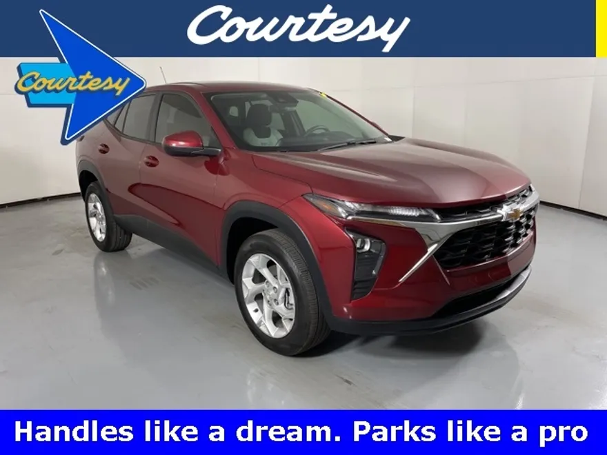 2024 Chevrolet Trax LS photo 1