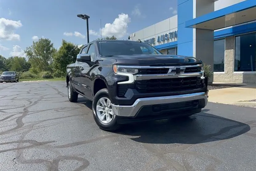 2023 Chevrolet Silverado 1500 LT photo 1