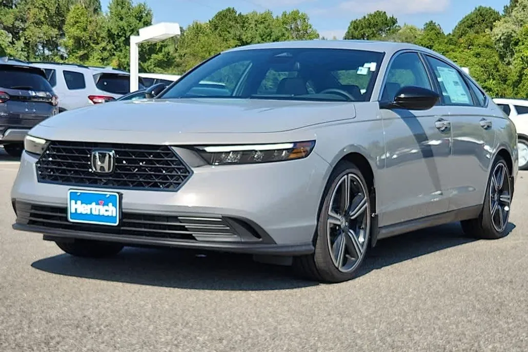 2025 Honda Accord Hybrid Sport photo 1