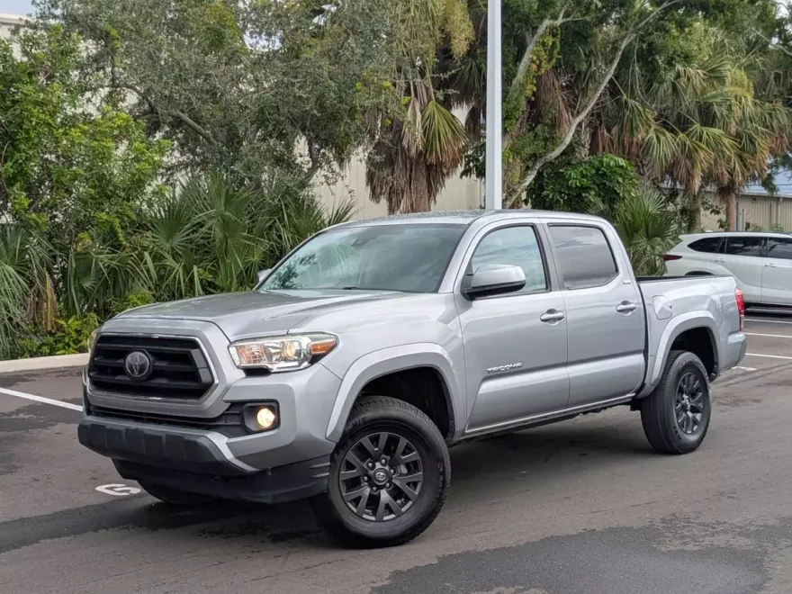 2021 Toyota Tacoma SR5 Double Cab V6 photo 1